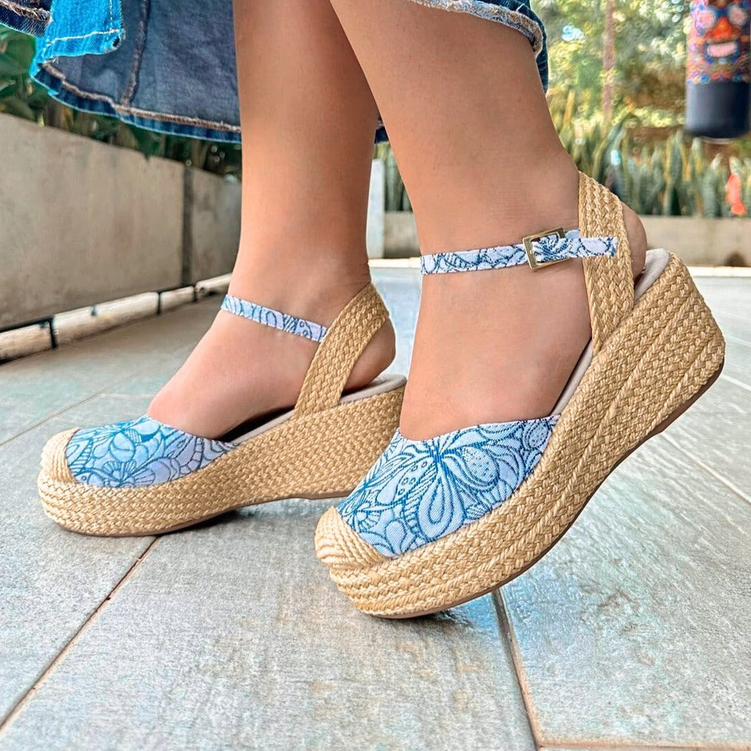 LA PLATAFORMA QUE TRANSFORMA TU LOOK