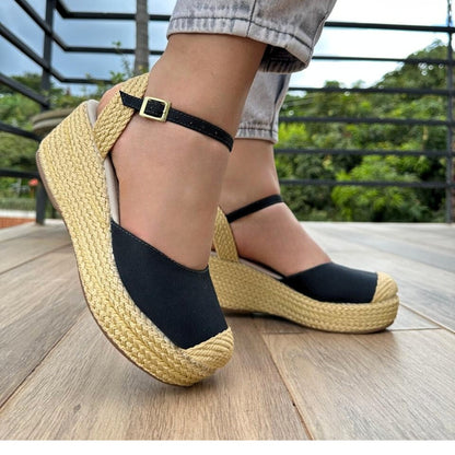 LA PLATAFORMA QUE TRANSFORMA TU LOOK